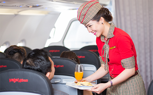 Vietjet đã thực hiện 49.151 chuyến bay, vận chuyển 8,27 triệu lượt 
khách, tăng 22,4% với hệ số sử dụng ghế luôn đạt mức cao gần 88%. 