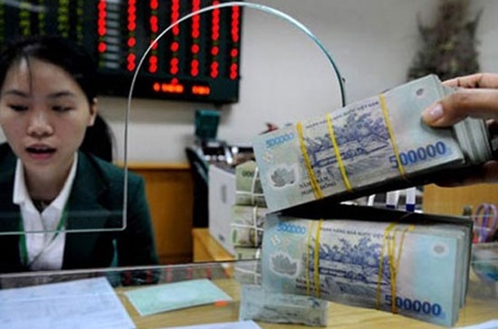 Theo phân tích của ông Phạm Huy Hùng, tình trạng đổ vỡ và ngấp nghé đổ vỡ của nhiều doanh nghiệp hiện nay là hệ quả của những khó khăn kinh tế trong và ngoài nước nhưng lý do căn bản nhất vẫn là lề lối làm ăn cẩu thả.