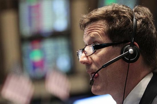 Theo giới phân tích, kể từ đầu tuần tới nay, khi nguy cơ cuộc chiến đã 
tạm bị đẩy lùi, thị trường đã chuyển sự chú ý sang các vấn đề kinh tế - Ảnh: Reuters.