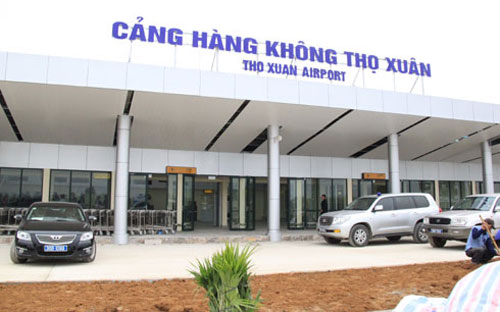 Tổng công ty Cảng hàng không Việt Nam là doanh nghiệp khai thác cảng.