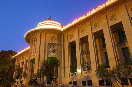 Thống đốc Ngân hàng Nhà nước: “Không phân biệt quy mô của ngân hàng nhưng vấn đề quan trọng nhất là ngân hàng đang tồn tại phải hoạt động an toàn, lành mạnh và có hiệu quả”.