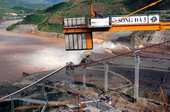 Công nợ tại nhiều dự án của Tập đoàn Sông Đà đến này lên tới trên 20.000 tỷ đồng.