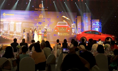 Chủ sở hữu căn hộ Sun Grand City Ancora Residence nhận quà giá trị 