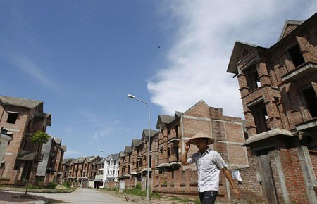 Thị trường bất động sản lâm cảnh khó khăn vì được cho là có quá nhiều bệnh.