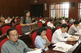 Đại biểu Quốc hội còn có ý kiến trái chiều về dự luật Thi hành án hình sự.