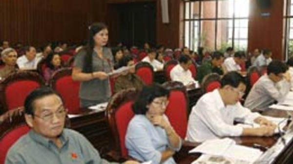 Hình thức thi hành án tử hình: Một hay nhiều?