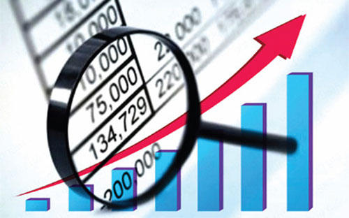 Một hạn chế khác khiến ông Lê Đăng Doanh không khỏi thắc mắc là, mọi năm, tăng trưởng
 tín dụng khoảng 30%, GDP mới tăng 6%. Nay tăng trưởng tín dụng quá nhỏ 
chưa tới 1% mà tăng trưởng GDP hầu như không bị ảnh hưởng là bao. Cứ như
 thể nền kinh tế khỏe đến mức không cần cung ứng tín dụng vẫn có thể 
tăng trưởng! - Ảnh minh họa.<br>