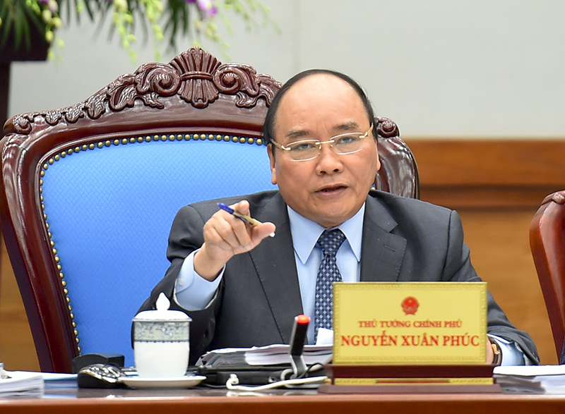 Thủ tướng chỉ đạo ngay trong dịp Tết Nguyên đán sắp tới, tất cả hệ thống hành chính không chúc Tết lãnh đạo, không biếu xén, không phong bao, phong bì.<br>