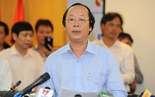 Thứ trưởng Bộ Tài nguyên và Môi trường Võ Tuấn Nhân chủ trì cuộc họp báo - Ảnh: VnExpress.<br>