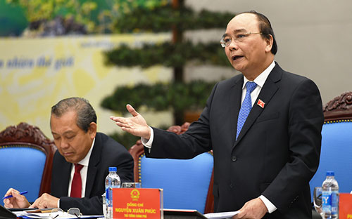 Thủ tướng Nguyễn Xuân Phúc cho biết, Chính phủ mới sẽ bắt tay ngay vào giải quyết những vấn đề quan trọng, dân sinh bức xúc ngay trong tháng Tư này.<br>