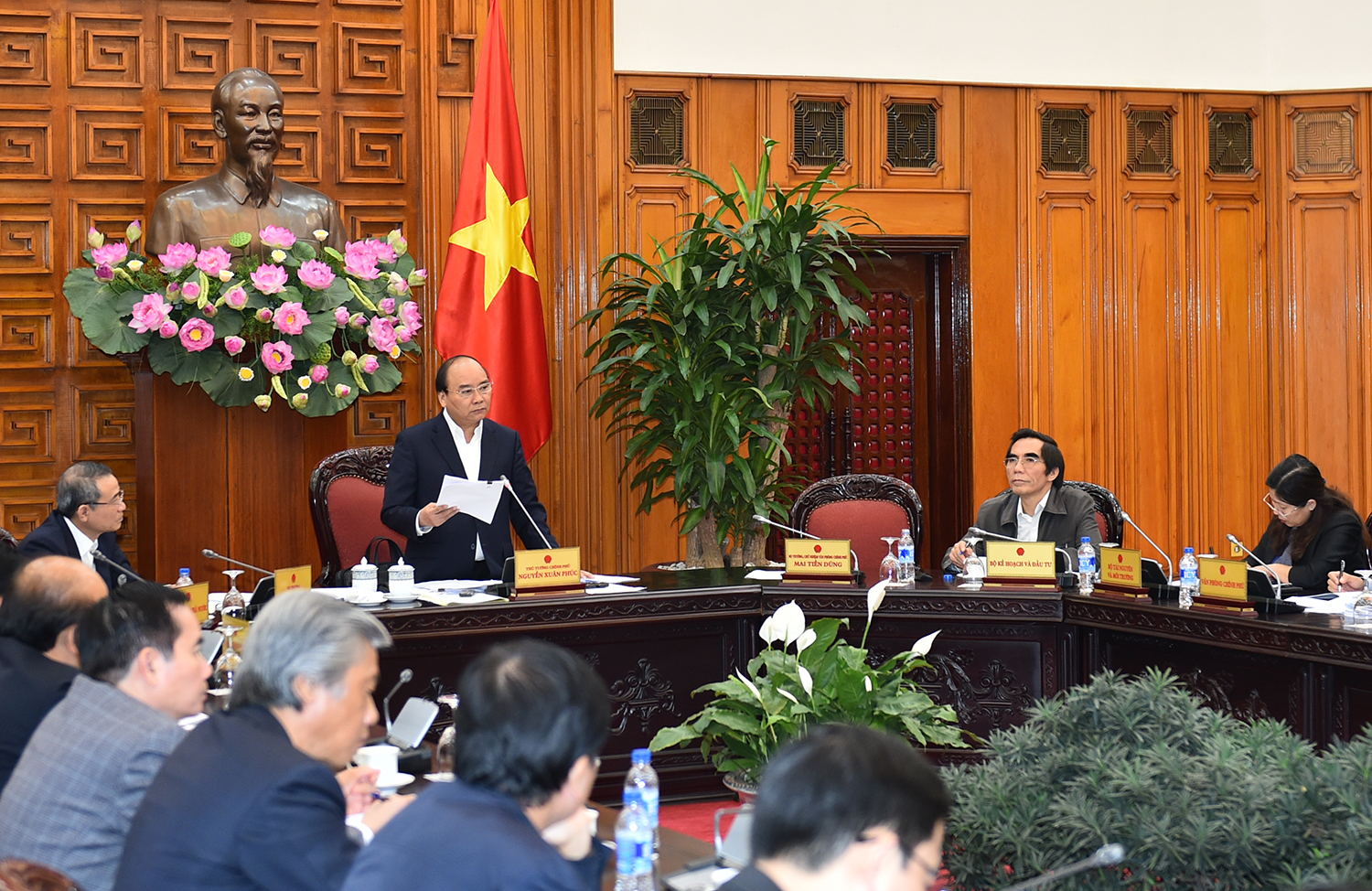  Thủ tướng chỉ ra nhiều tồn tại của ngành giao thông vận tải, trong đó nổi lên là thể chế, cơ chế, chính sách còn tồn tại nhiều vướng mắc.