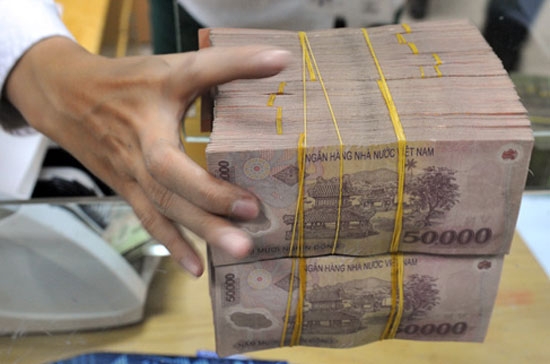 Một tháng trước, lãi suất qua đêm liên ngân hàng ở mức 7,5%/năm, lãi suất kỳ hạn 1 tuần ở mức 8-8,5%/năm, lãi suất kỳ hạn 1 tháng ở mức 9-9,5%/năm.