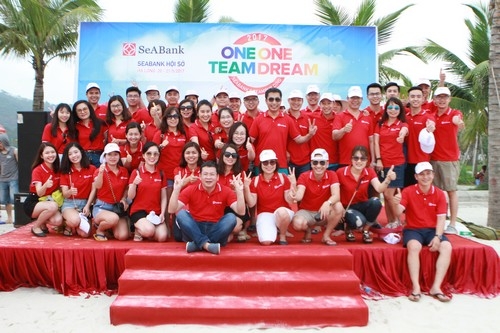SeABank tổ chức chương trình Teambuiding 2017 với slogan One Team One Dream.
