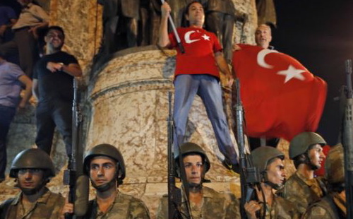 Phe ủng hộ chính phủ của Tổng thống Erdogan - Ảnh: VOA.