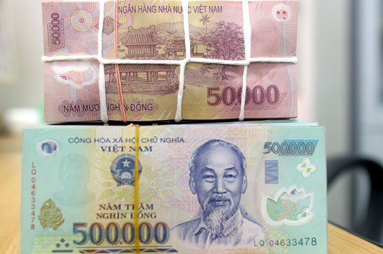 Rất nhiều doanh nghiệp nợ hàng tỷ đồng tiền bảo hiểm.