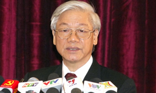 “Khẩn trương hoàn thiện dự thảo sửa đổi Hiến pháp”