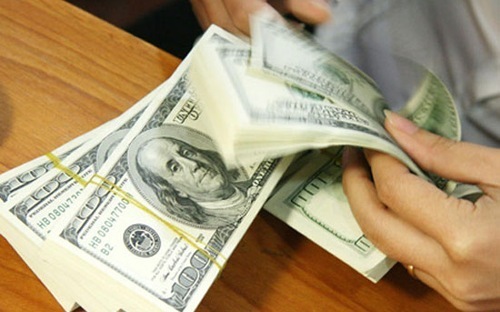 Bước đầu, trong một báo cáo vừa công bố, Ngân hàng Nhà nước định hướng sẽ vẫn tiếp tục giữ ổn định tỷ giá USD/VND.<br>