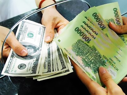 Việc khống chế trần lãi suất tiền gửi ngoại tệ vừa qua đã hạ nhiệt đáng kể tỉ giá.