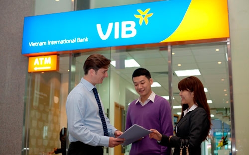  Khách hàng vay vốn tại VIB sẽ được đội ngũ chuyên viên khách hàng 
hướng dẫn, tư vấn với quy trình thủ tục, giải ngân 
nhanh chóng.