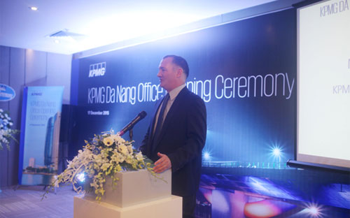 “Đà Nẵng cũng là một thành phố tiềm năng về nguồn nhân lực không chỉ cho văn phòng KPMG tại đây mà còn cho Tp.HCM và Hà Nội”, ông Warrick Cleine cho biết.
