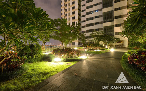 Hiện Mullberry Lane đã được đưa vào sử dụng với hơn 900 căn hộ đã có chủ nhân.