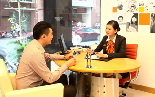 Từ nay đến 25/1/2017, VIB tặng phiếu mua sắm/ăn uống trị giá lên đến 1 triệu đồng cho khách hàng mở mới sổ tiết kiệm tại quầy từ 100 triệu đồng với kỳ hạn từ 3 tháng trở lên.