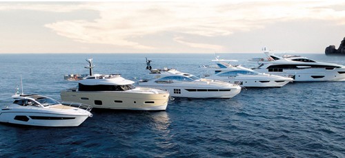 5 bộ sưu tập của Azimut, (từ trái qua phải): Atlantis - Magellano - S collection - Flybridge - Grande.