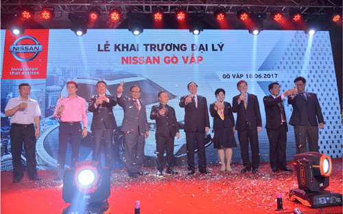 Ban lãnh đạo Nissan Việt Nam tại Lễ Khai trương Đại lý 3S Nissan Gò Vấp.