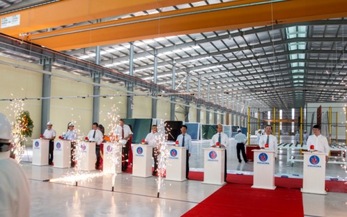 Khánh thành nhà máy Kính tiết kiệm năng lượng Viglacera (25/7/2016).