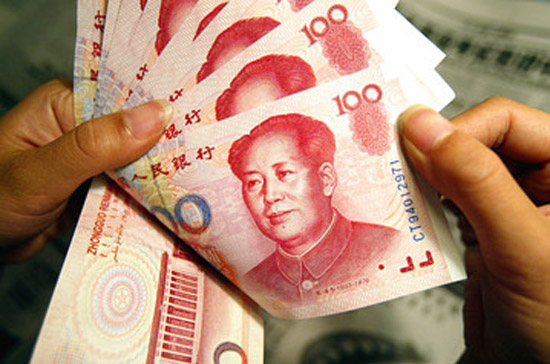 Chính sách tỷ giá của Trung Quốc có thể nhằm mục đích cạnh tranh quyết liệt với các nước xuất khẩu đang phát triển khác, chứ không chỉ đơn thuần để làm cho hàng Trung Quốc có giá hấp dẫn hơn khi được nhập vào Mỹ hay hàng Mỹ đắt hơn khi được nhập vào Trung Quốc - Ảnh: AP.