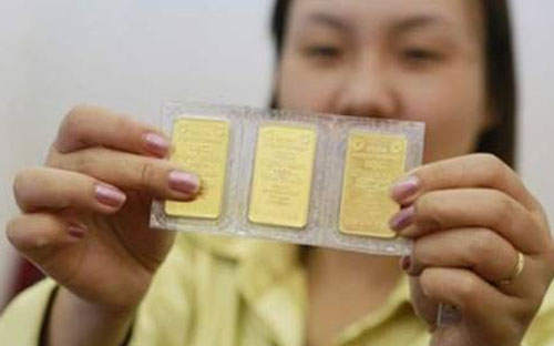 Ngân hàng Nhà nước cho biết, từ ngày 28/3 đến nay, cơ quan này đã chào 
thầu 926.000 lượng vàng, tương đương 35,6 tấn vàng, và bán được 32,3 tấn
 vàng.