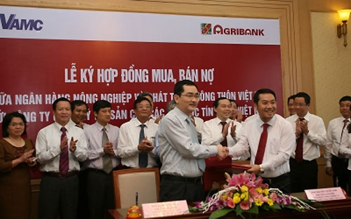 Việc bán các khoản nợ xấu cho VAMC đợt này đã giúp Agribank giảm được 7,56% tổng nợ xấu của toàn hệ thống.