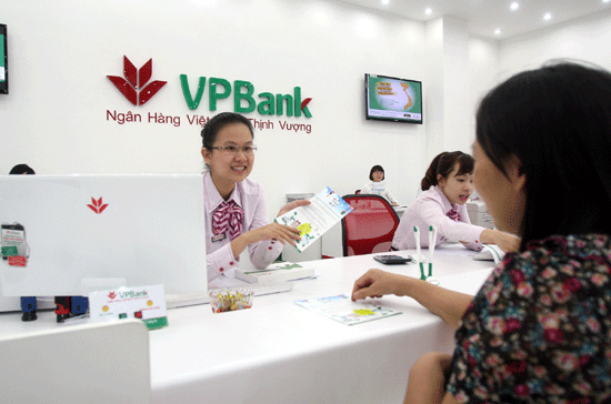 Theo đại diện VPBank, chỉ sau 2 tuần triển khai, chương trình “Quà tặng muôn vàn, rộn ràng sinh nhật” đã thu hút được hơn 10.000 khách hàng gửi tiền và mở tài khoản.