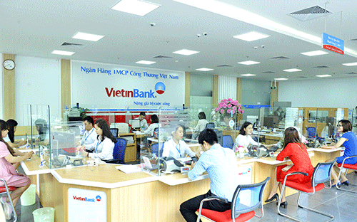 VietinBank tiếp tục giữ vững vị trí số 1 trong số 3 ngân hàng Việt Nam được xếp hạng. 