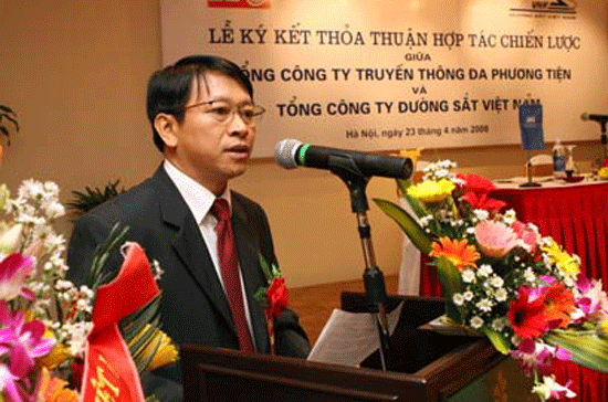 Ông Nguyễn Khả Dân tại một lễ ký kết hợp tác của VTC.