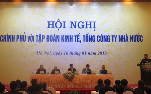 Tham dự cuộc họp với Thủ tướng Nguyễn Tấn Dũng, có lãnh đạo của 9 tập đoàn kinh tế, 10 tổng công ty 91, 84 tổng công ty 90 và 20 tổng công ty đã cổ phần hóa.