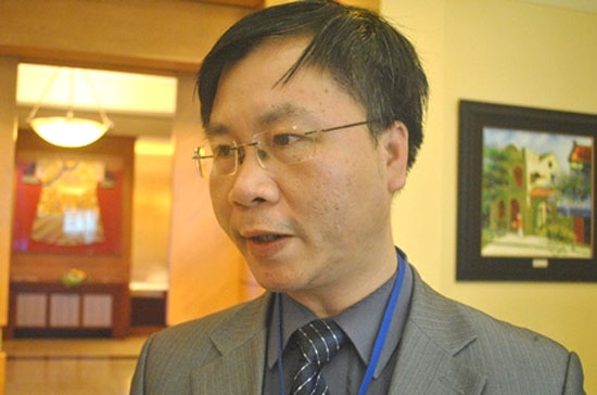 TS. Vũ Đình Ánh: "Trong giai đoạn đang tái cơ cấu doanh nghiệp nhà nước, việc hình thành thêm một siêu tổng công ty có tính độc quyền như vậy có là cần thiết?".