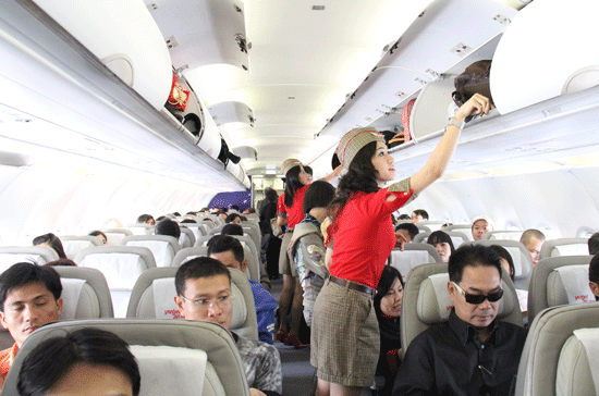 Từ 10/1, VietJetAir sẽ tăng tần suất bay giữa Tp.HCM và Hà Nội lên 6 chuyến/ngày, để đáp ứng nhu cầu đi lại của người dân trong dịp Tết.