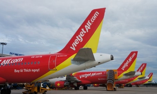 Vietjet bắt đầu chuyển vé máy bay cho cổ đông cá nhân