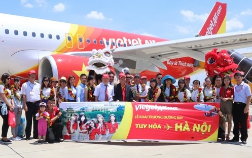 Đường bay Hà Nội - Tuy Hòa được Vietjet khai thác hàng ngày, thời gian bay mỗi chặng khoảng 1 giờ 40 phút.