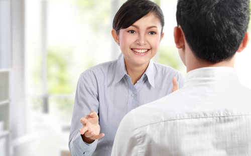 So với các hình thức marketing khác thì việc chăm sóc khách hàng qua điện thoại giúp doanh nghiệp tiết kiệm đủ mọi chi phí từ đi lại, bán hàng, quảng cáo đến thời gian, nhân lực.