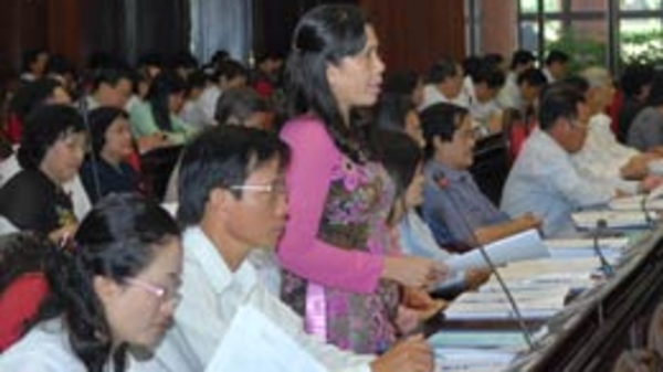 Xử lý tham nhũng: Hiệu quả chưa đi liền với... quyết tâm