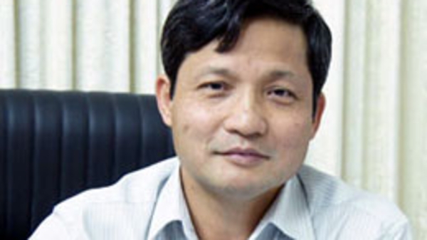 Điều chỉnh tỷ giá: “Nhà chuyên môn nghĩ khác”