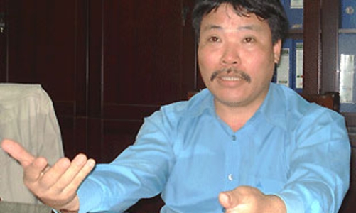 Giảm thuế để đỡ lỗ cho kinh doanh xăng dầu?