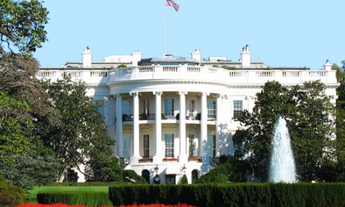 Hệ lụy từ việc S&P tước xếp hạng tín nhiệm AAA của Mỹ