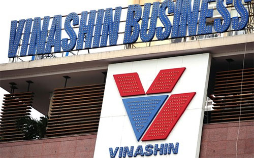 Bên ngoài trụ sở Vinashin - Ảnh: AFP.<br>