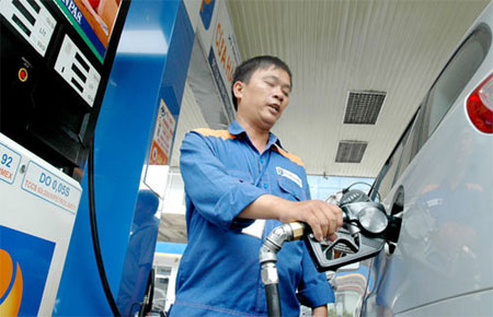 Khi doanh nghiệp kiến nghị điều hành giá xăng dầu phải dựa trên cơ sở mức giá tính bình quân 30 ngày.