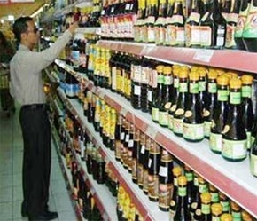 Việc che giấu thông tin về nước tương chứa chất 3-MCPD quá hàm lượng cho phép cần phải xử lý theo pháp luật? - Ảnh: TP.