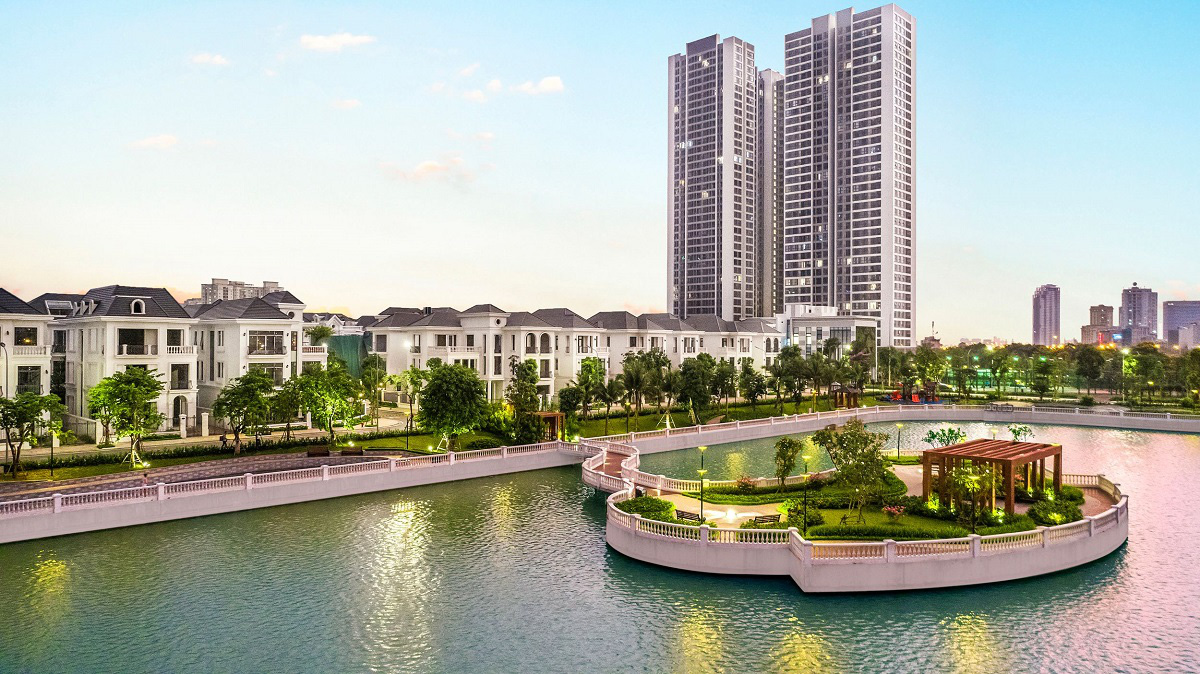 : Mô hình kinh doanh O2O các sản phẩm thứ cấp của Vinhomes cũng sẽ mang tới cho khách hàng đang tìm mua sự đảm bảo tuyệt đối khi được giao dịch trực tiếp thông qua Chủ đầu tư. 