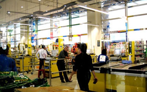 METRO Hà Đông là trung tâm bán sỉ cash & carry thứ 19 của METRO tại 
Việt Nam, có tổng diên tích bán hàng lên tới 5.100 mét vuông.